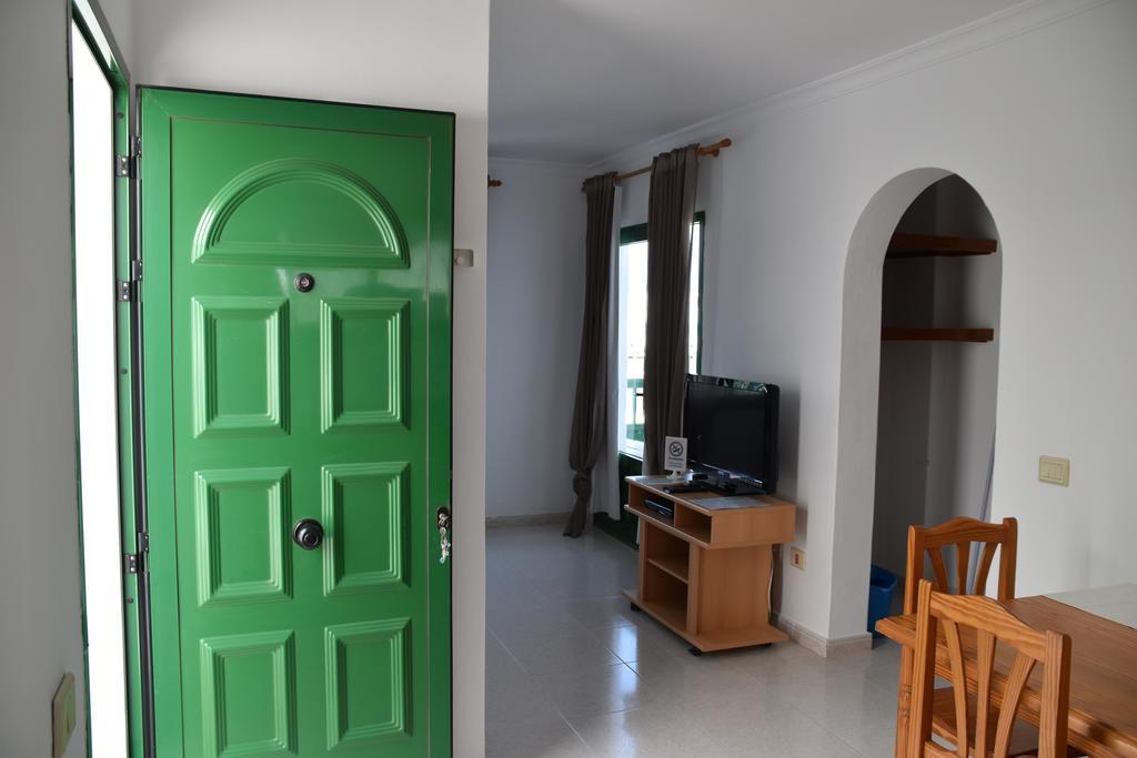 Alhambra Apartamentos Tías Extérieur photo