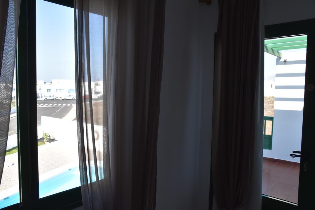 Alhambra Apartamentos Tías Extérieur photo