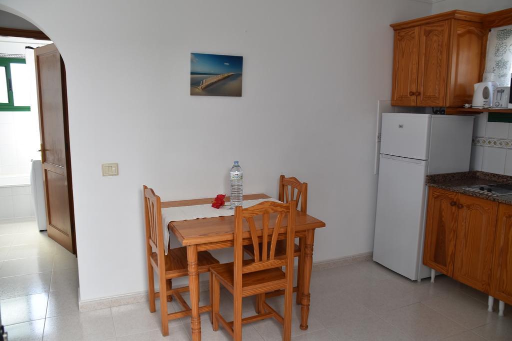 Alhambra Apartamentos Tías Extérieur photo